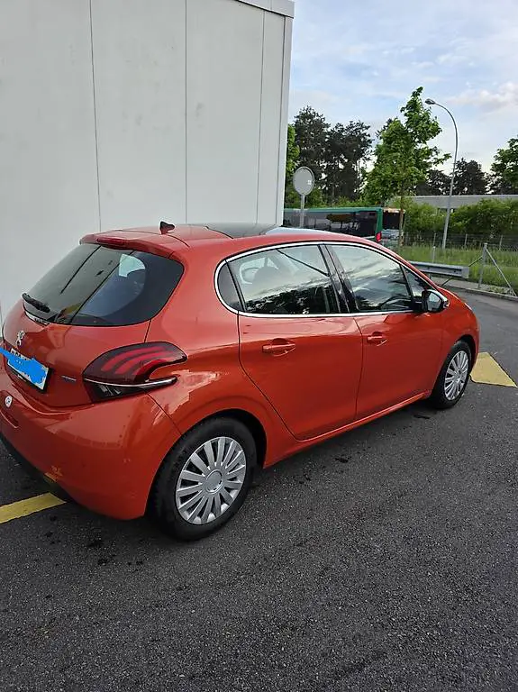 peugeot 208 1.2
