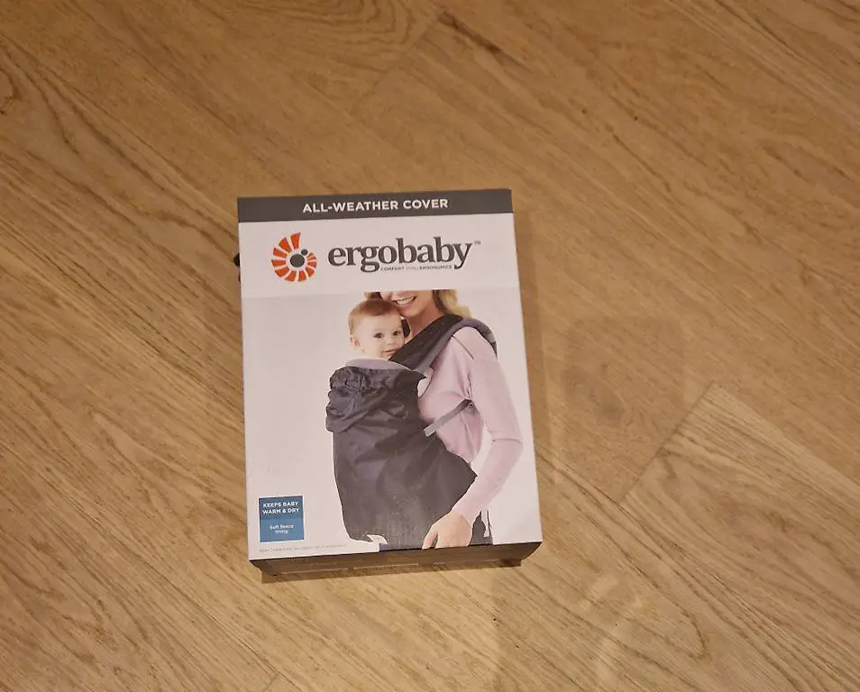 Ergobaby Wintercover und Regencover