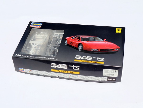 Ferrari 348 ts 1:24 von Hasegawa