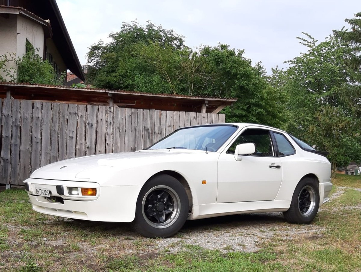 porsche 944 2.5