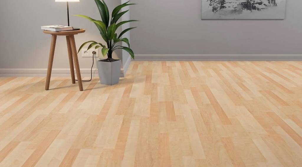 Ahorn Laminat Parkett Total ca. 200 M2