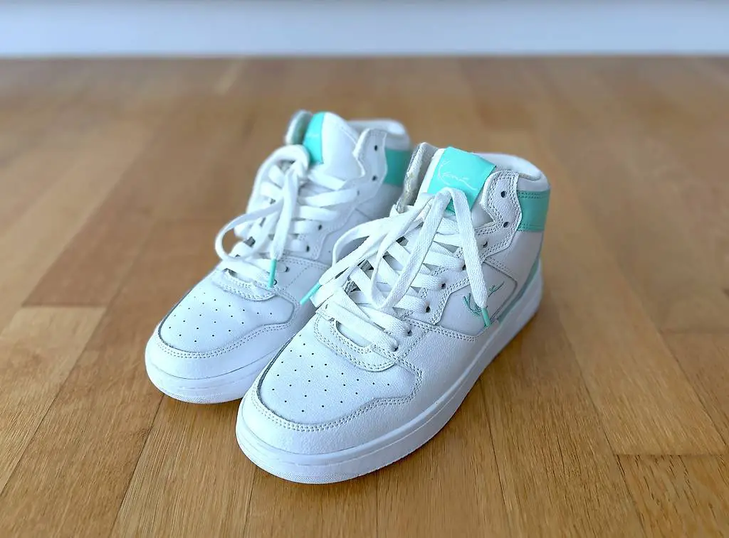 Karl Kani Schuhe Sneakers Gr. 40.5