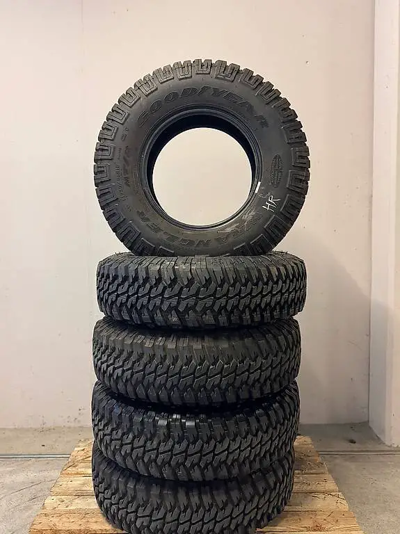 Goodyear Wrangler LT235/85 R16