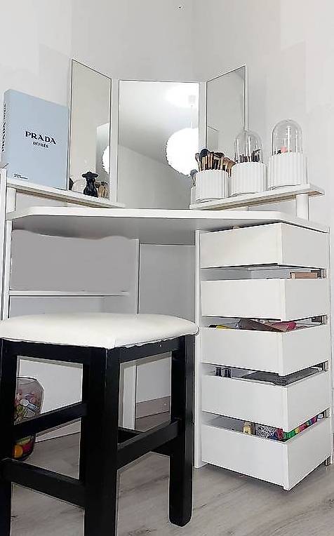 Coiffeuse avec miroir & lumière + tabouret