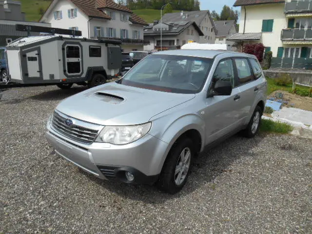 SUBARU Forester Station 2.0 D X Swiss