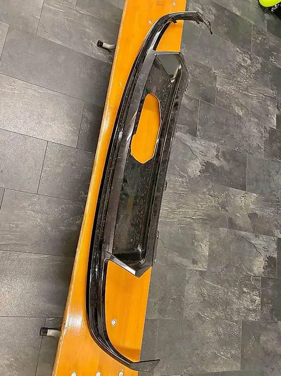 Skoda Octavia ab 2020 VRS Diffusor ohne Refflektor