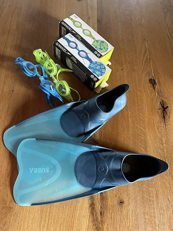 Speedo Schwimmbrille Kids Flossen Subea 34 / 35