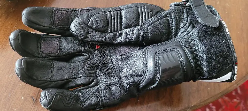 Guanti da moto Dainese in pelle