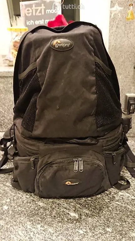 Fotorucksack und Fotohüfttasche Lowpro 55x35x23