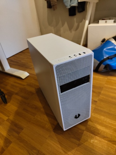 Workstation / Gaming Computer i7 7700k 32gb ram & GTX 1070ti