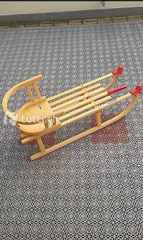 Holzschlitten