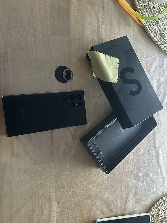 Samsung S22 Ultra 256GB mit OVP