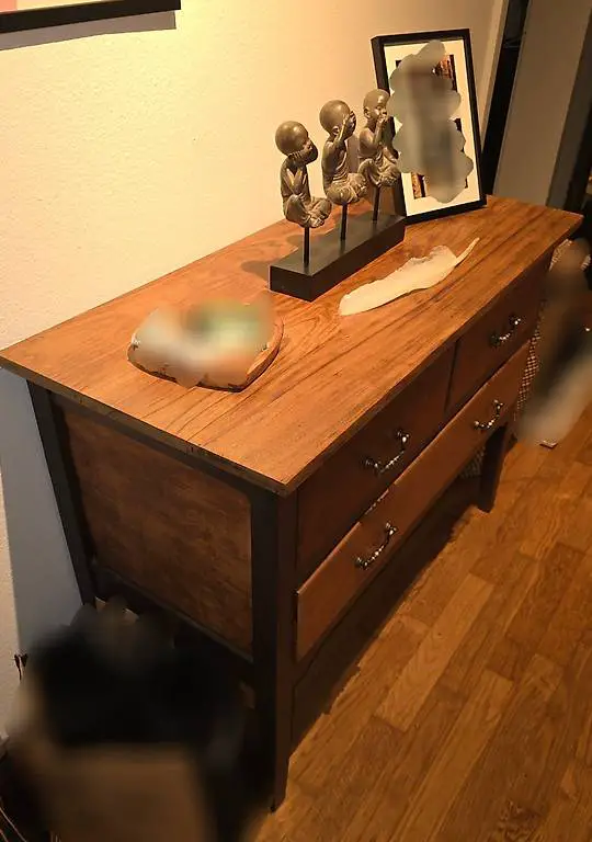 Einzigartiges Holzmöbel