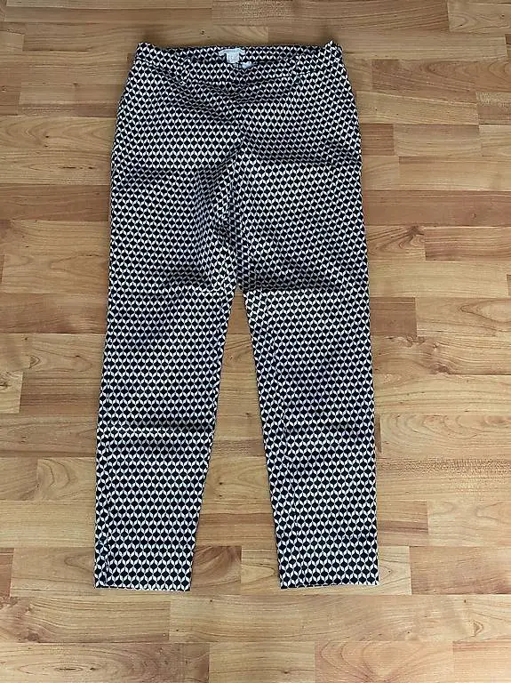 Diverse Damen Hosen, Grösse 36