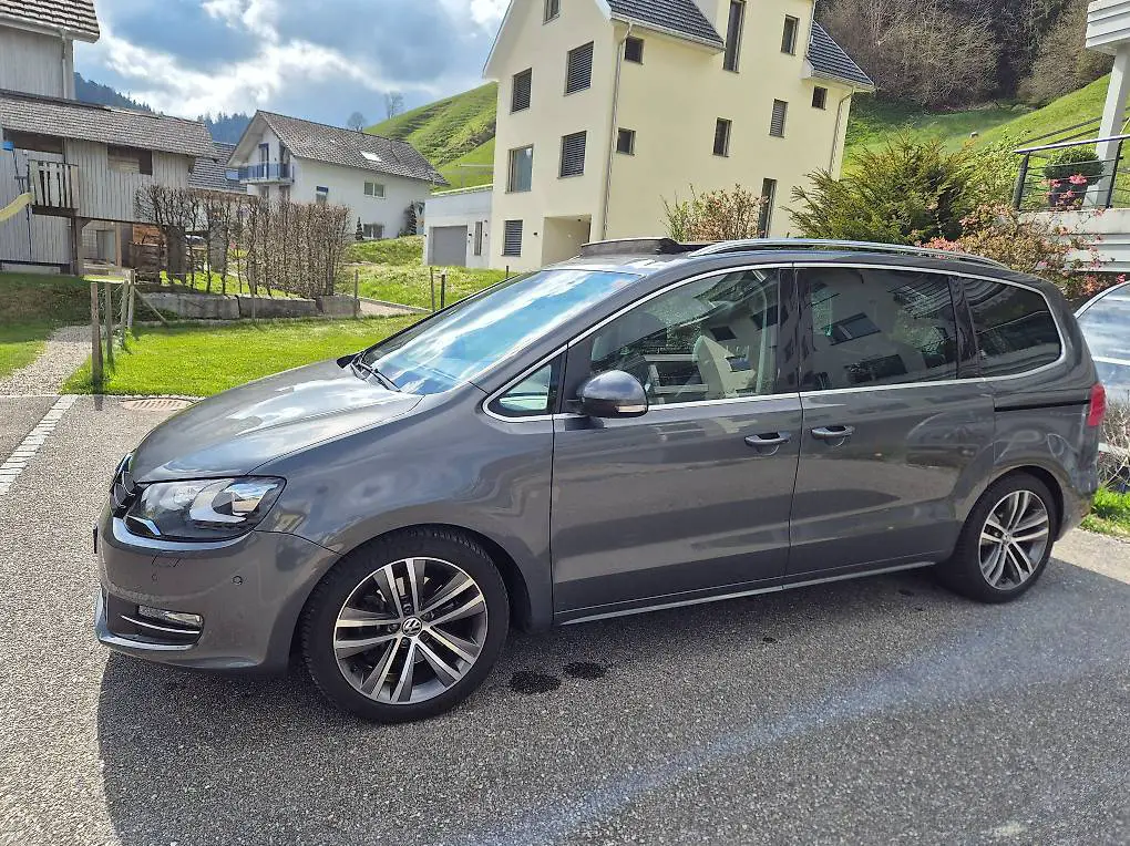 VW Sharan 2.0 TSI*Panoramadach*200PS*letzteMFK2023*letzt