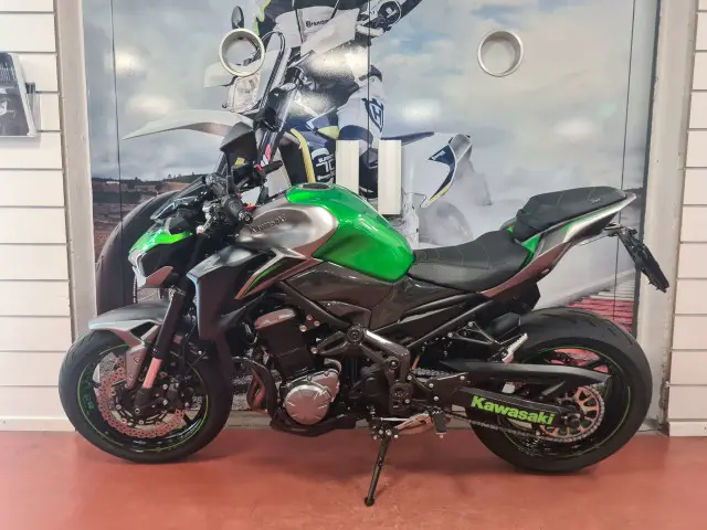 kawasaki z 900