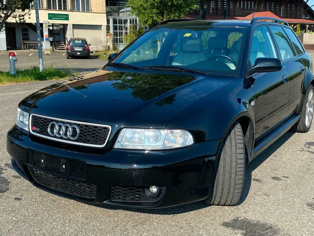 AUDI RS4 Avant 2.7 V6 Biturbo quattro