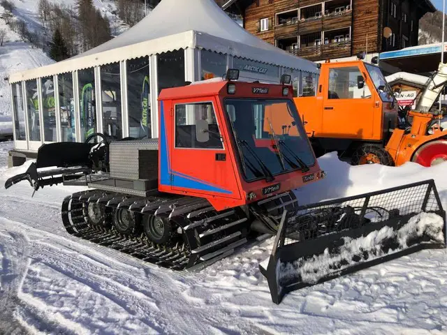 MEILI, VM 2500 GT Pistenfahrzeug, Pistenfahrzeug