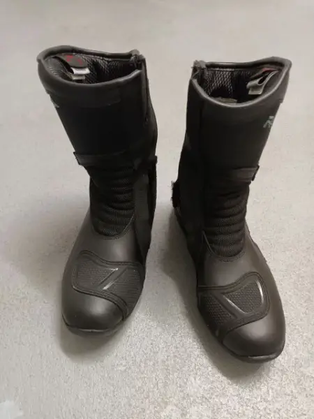 Motorradstiefel