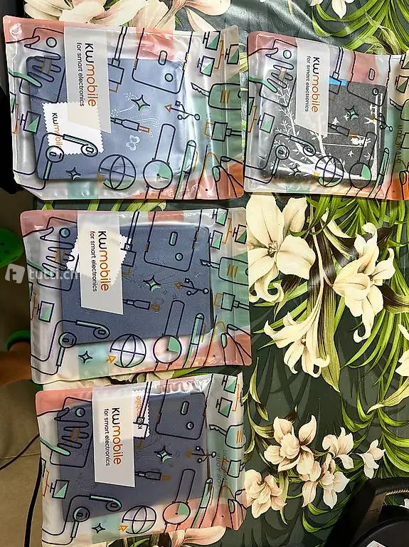 Cover originale KWMobile per Kobo Aura H2O Edition 2