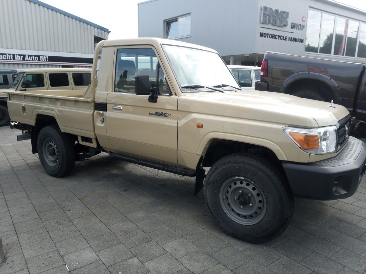 toyota landcruiser grj79 sc