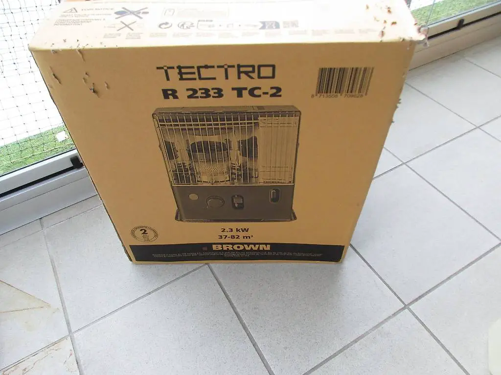 Neuer Petrol Heizung plus 20 Liter Petrol (geruchsfrei)