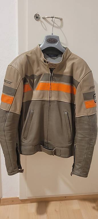 Giacca in pelle da moto Dainese