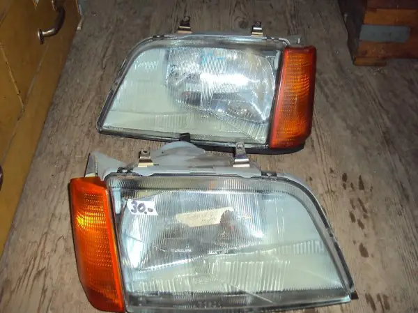 OPEL Rekord E Scheinwerfer