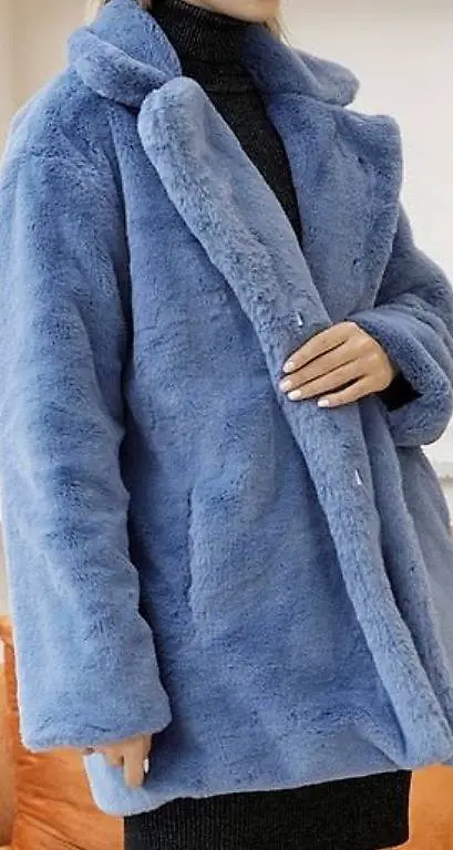 Warme und weiche Kunstfelljacke