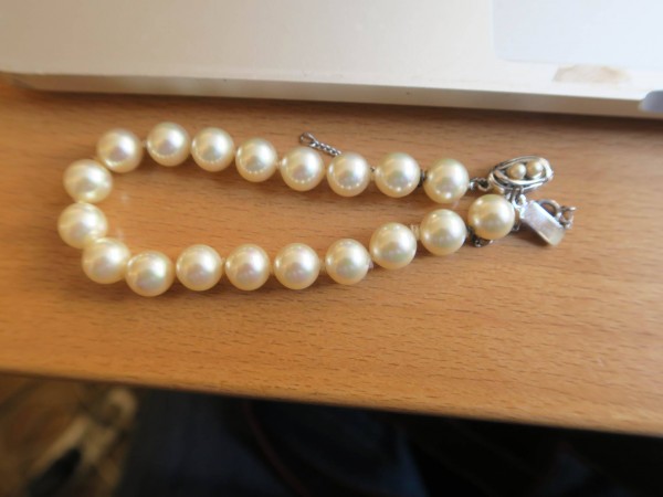 Perlenarmband m Weissgoldschloss Durchm Perlen 8mm Lang 19.5