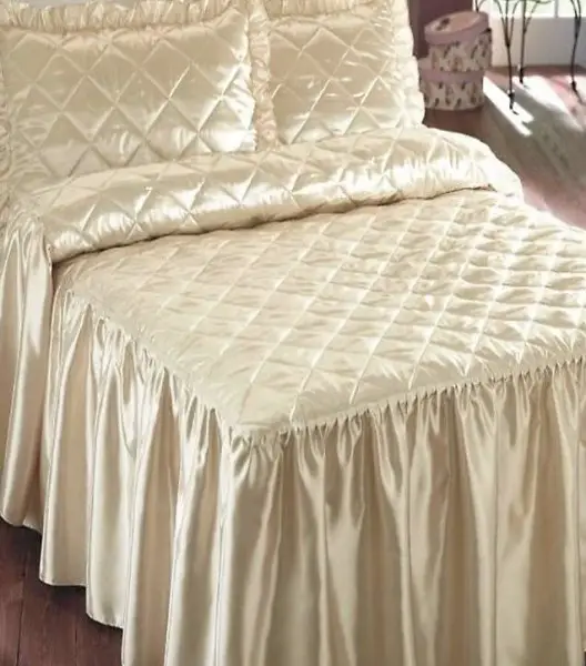 Neu Bettüberwurf Luxus mit kleinen Kissen dazu