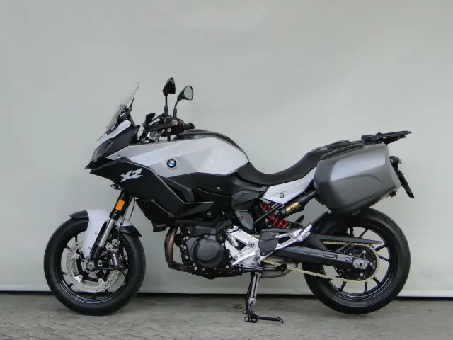 bmw f 900 xr a2