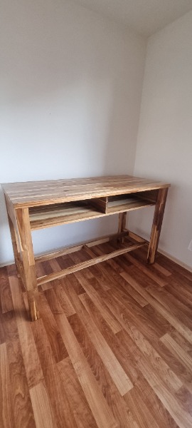 skogsta IKEA Küchentisch massive Akazie