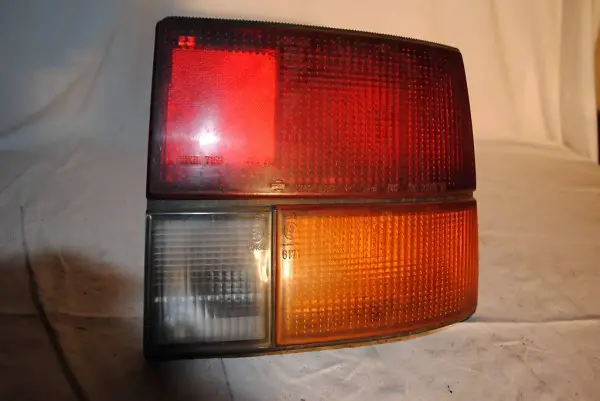  Original Nissan Micra K10 Rückleuchte rechts