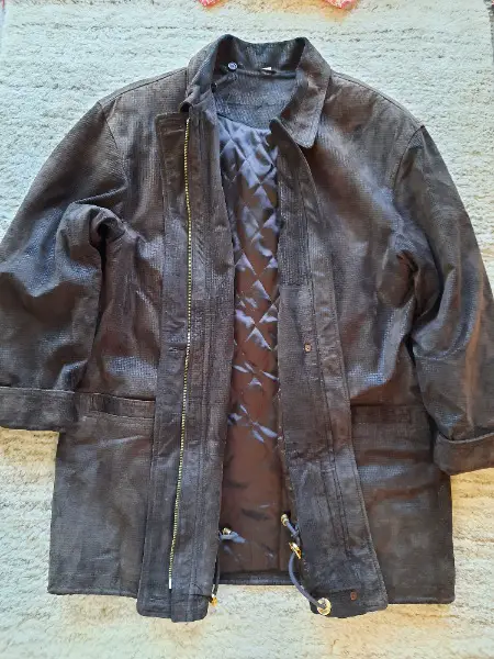 Lederjacke; echt, gefüttert, Medium