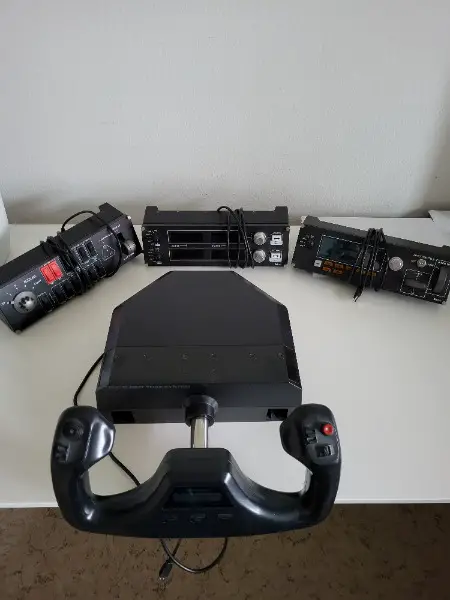 Saitek Flight Yoke System