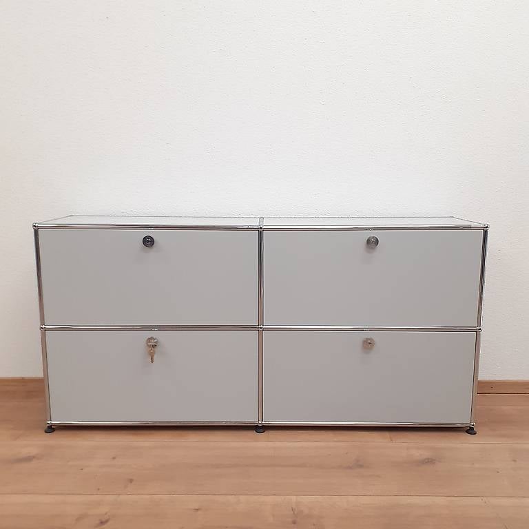 USM Haller Sideboard Lichtgrau