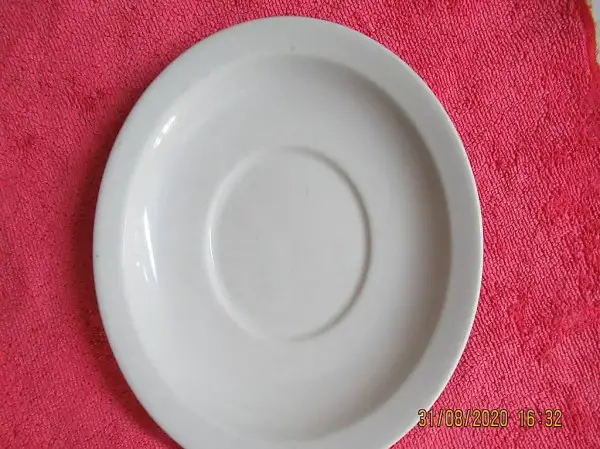  Teller, Unterteller, Porzellan Langenthal von 1974