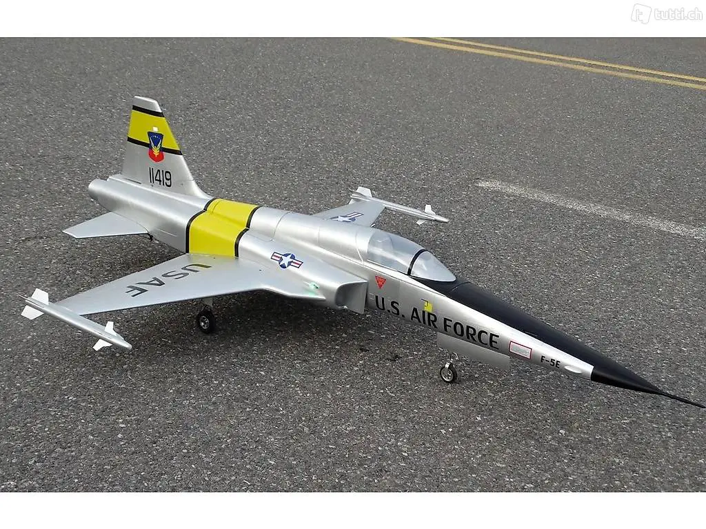  F5 Tiger - Gray - USA, Spw 1400mm, PNP / Ready-for-Turbin Ve