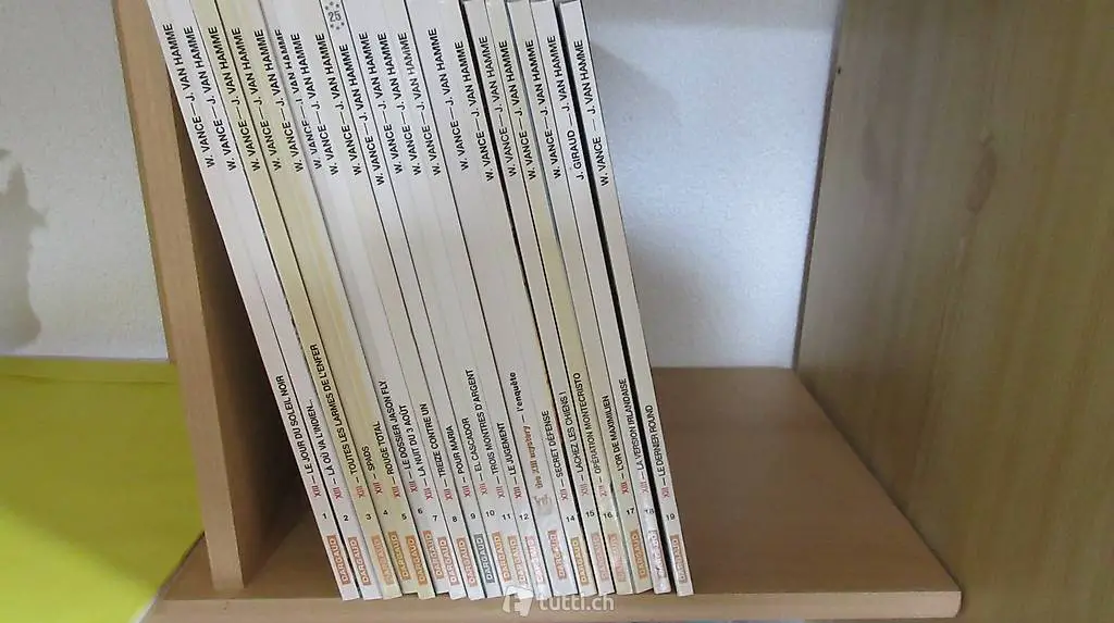 Bande dessinée XIII du n° 1 au 19