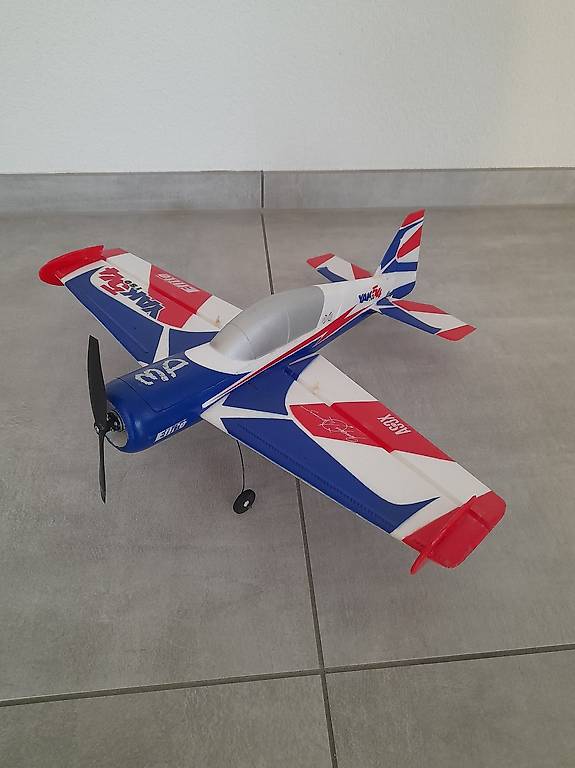 e-flite umx yak 54 180 bnf as3x