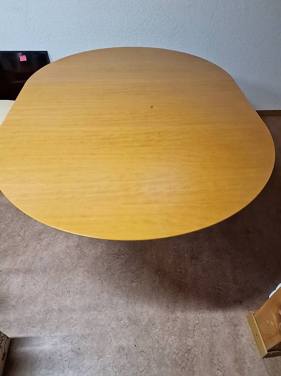 Holztisch Rund vergrösserbar zu Ovaltisch