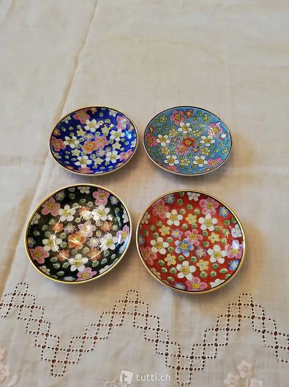 4 piattini giapponesi - motivo floreale