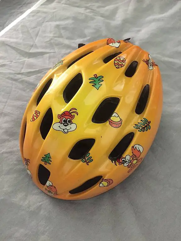 Casque pour enfant taille S-M.