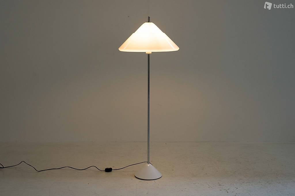  Elegante Stehleuchte