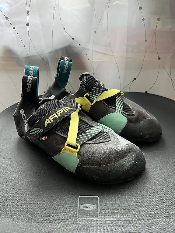 Scarpa Arpia Kletterfinken