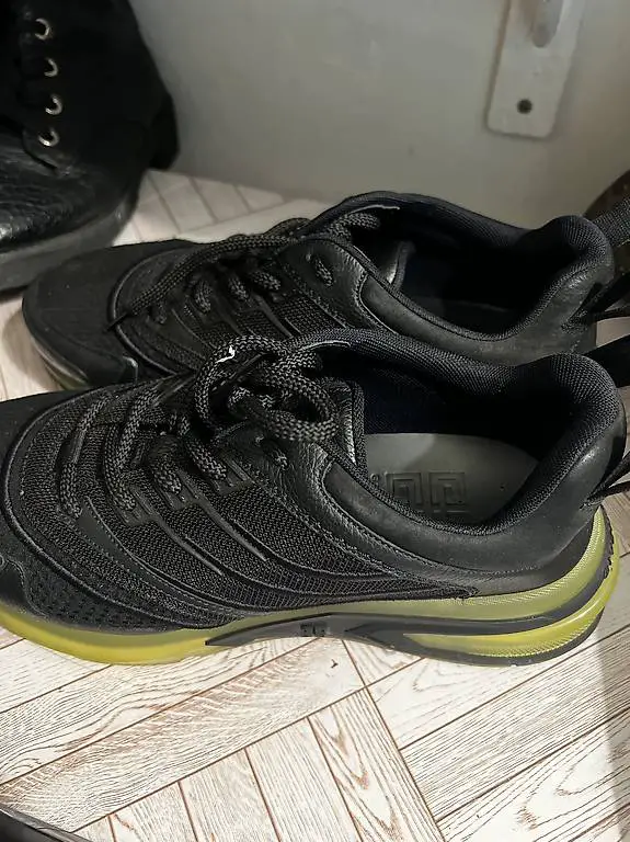 Givenchy herren sportliche schuhe gr42 neu