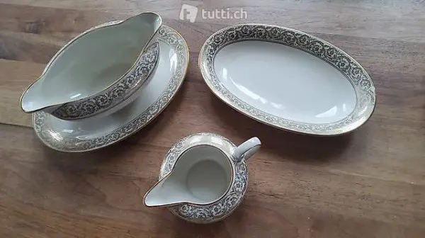 TISCHENREUTH (Bavaria) Porzellan Geschirr 22-Teile