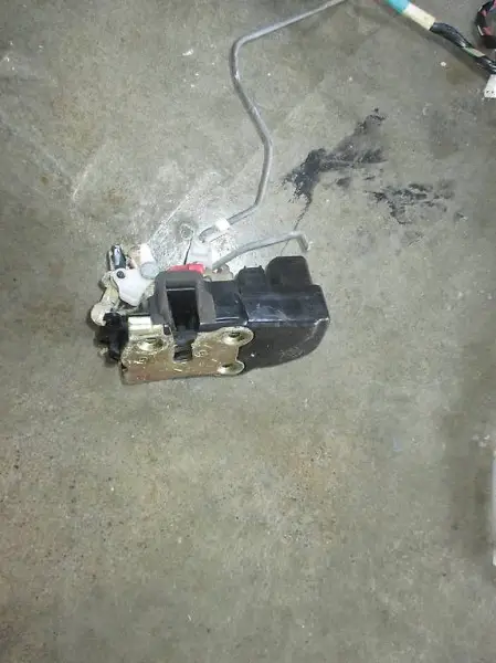 Chrysler 300C Türschloss Rechts