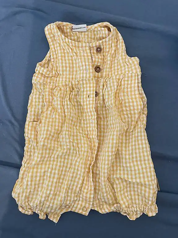 Kurzer Strampler Hustle and Claire